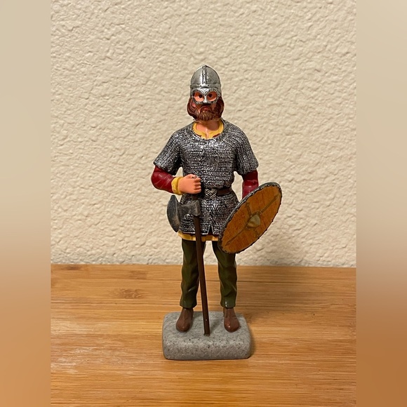 8” Viking Warrior Statue - Picture 1 of 5
